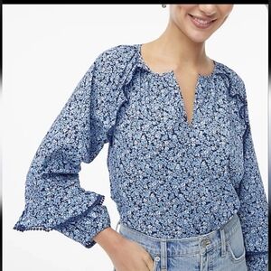 NWOT Ruffle Peasant Top